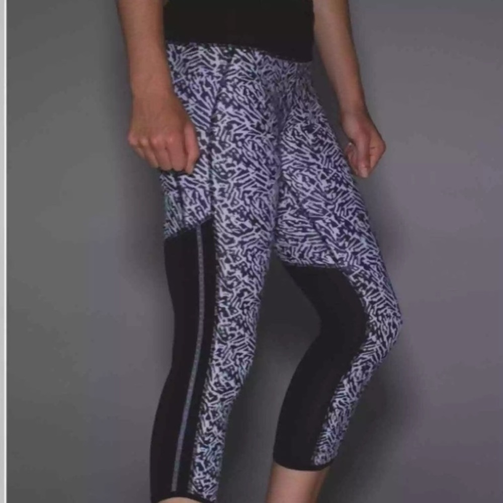 Lululemon Pace Pusher Crop Mesh Tight Leggings